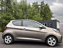 Grau Gebraucht 2013 Kia Picanto DREAM-TEAM Edition Kleinwagen | 6.300 € (Fairer Preis)