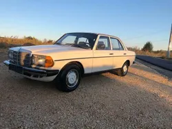 Weiß Gebraucht 1983 Mercedes 200 Limousine | 11.900 €
