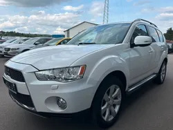 Weiß Gebraucht 2012 Mitsubishi Outlander SUV | 7.800 € (Etwas zu teuer)