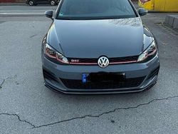 Grau Gebraucht 2019 VW Golf VII GTI Kleinwagen | 19.000 € (Superpreis)
