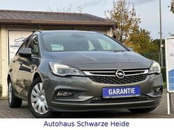 Quarz grau Gebraucht 2017 Opel Astra Sport Kombi | 11.950 € (Fairer Preis)