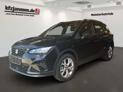 Mitternachtsschwarz Gebraucht 2023 Seat Arona FR SUV | 22.999 € (Fairer Preis)