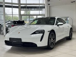 Weiß Gebraucht 2022 Porsche Taycan Turbo Sport Limousine | 56.890 €