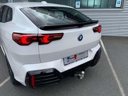 Alpinweiss iii Gebraucht 2024 BMW iX2 M Sport SUV | 47.999 € (Superpreis)