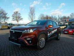 Orange Gebraucht 2020 Suzuki SX4 S-Cross SUV | 25.900 €