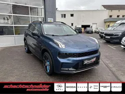 Blue uni, shiny black roof Gebraucht 2023 Lynk & Co 01 SUV | 24.990 € (Guter Preis)