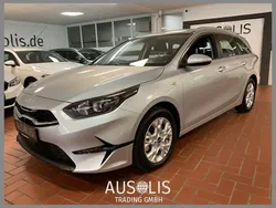 Sparklingsilbermetallic Gebraucht 2023 Kia Ceed Sportswagon Vision Kombi | 25.990 € (Guter Preis)