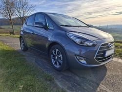Grau Gebraucht 2017 Hyundai ix20 YES! Kleinwagen | 9.250 € (Guter Preis)