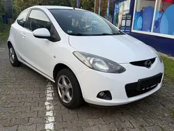 Weiß Gebraucht 2008 Mazda 2 Kleinwagen | 2.200 €