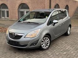 Silber Gebraucht 2012 Opel Meriva Van / Kleinbus | 4.300 € (Guter Preis)