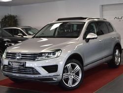 Light silver metallic Gebraucht 2016 VW Touareg SUV | 19.999 € (Guter Preis)