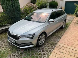 Silber Gebraucht 2022 Skoda Superb Style Kombi | 22.000 € (Guter Preis)