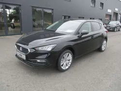 Mitternachtsschwarz Neu 2024 Seat Leon Style Limousine | 28.990 € (Guter Preis)