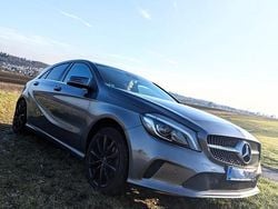 Silber Gebraucht 2017 Mercedes A220 Urban Limousine | 19.299 € (Guter Preis)