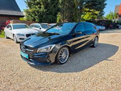 Schwarz Gebraucht 2018 Mercedes CLA200 Shooting Brake AMG line Kombi | 19.999 € (Guter Preis)