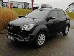 Schwarz Gebraucht 2015 Ssangyong (KGM) Korando SUV | 7.200 €