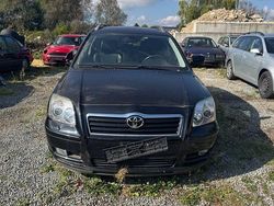 Gebraucht 2005 Toyota Avensis Executive Kombi | 1.150 € (Superpreis)
