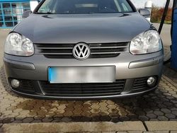 Grau Gebraucht 2007 VW Golf V Limousine | 2.500 € (Fairer Preis)