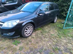 Schwarz Gebraucht 2008 Opel Astra Kombi | 1.850 €