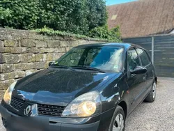 Schwarz Gebraucht 2002 Renault Clio II Kleinwagen | 550 € (Superpreis)