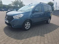 Blau Gebraucht 2013 Dacia Dokker Lauréate Van | 9.999 € (Etwas zu teuer)