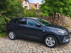 Grau Gebraucht 2018 Opel Grandland X Edition SUV | 15.999 € (Fairer Preis)