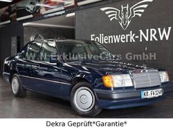 Blau Gebraucht 1992 Mercedes E200 Limousine | 11.970 €