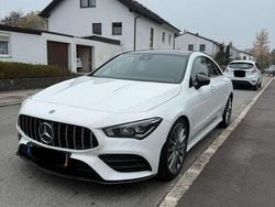 Weiß Gebraucht 2019 Mercedes CLA200 AMG line Limousine | 25.500 € (Fairer Preis)