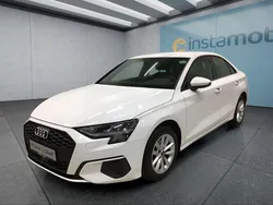 Weiß Gebraucht 2023 Audi A3 Limousine | 23.499 € (Guter Preis)