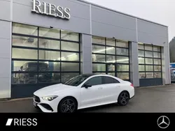 Weiss Gebraucht 2024 Mercedes CLA220 Night Limousine | 45.900 € (Teuer)