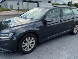 Grau Gebraucht 2019 VW Passat Kombi | 9.400 € (Fairer Preis)
