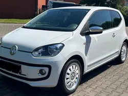 Weiß Gebraucht 2011 VW up! Edition Kleinwagen | 5.950 € (Etwas zu teuer)