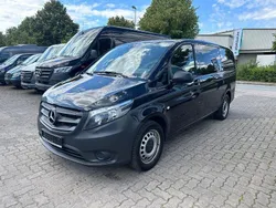 Schwarz Gebraucht 2020 Mercedes Vito Van / Kleinbus | 23.788 € (Fairer Preis)