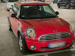 Rot Gebraucht 2009 Mini ONE Kleinwagen | 2.500 €