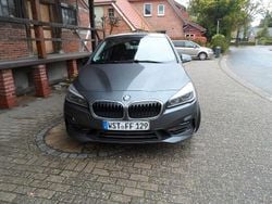 Grau Gebraucht 2019 BMW 220 Gran Tourer Sport Line Van / Kleinbus | 21.000 € (Guter Preis)