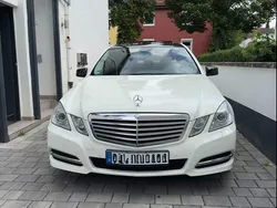 Weiß Gebraucht 2011 Mercedes E200 Avantgarde Limousine | 13.100 € (Etwas zu teuer)