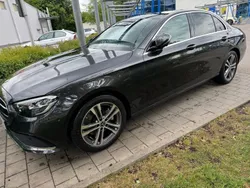 Mercedes E200