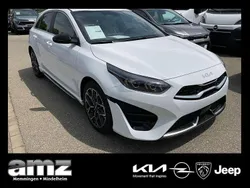 (hw2) deluxe white m Neu 2025 Kia Ceed GT GT-Line Limousine | 30.990 € (Fairer Preis)