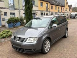 Grau Gebraucht 2007 VW Touran Van / Kleinbus | 2.700 € (Superpreis)