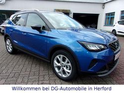 Blau Neu 2024 Seat Arona FR SUV | 25.990 € (Fairer Preis)