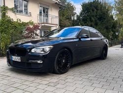 Schwarz Gebraucht 2015 BMW 740 Comfort Edition Limousine | 23.499 € (Fairer Preis)