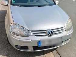 Silber Gebraucht 2007 VW Golf V Limousine | 2.000 € (Guter Preis)