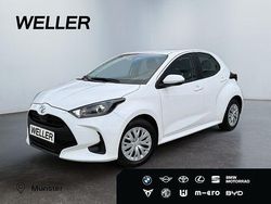 (171) schneeweiß Gebraucht 2022 Toyota Yaris Basis Kleinwagen | 11.990 € (Guter Preis)