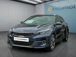 Blau Gebraucht 2020 Kia XCeed SUV | 19.399 € (Etwas zu teuer)