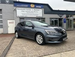 Grau Gebraucht 2022 Renault Mégane IV Kombi | 13.980 € (Etwas zu teuer)