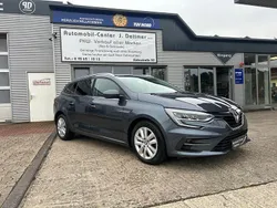 Grau Gebraucht 2022 Renault Mégane IV Kombi | 14.580 € (Etwas zu teuer)
