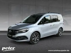 Silber Gebraucht 2023 Mercedes EQT200 Progressive Van / Kleinbus | 25.890 € (Fairer Preis)