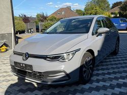 Grau Gebraucht 2021 VW Golf VIII Active Limousine | 15.400 € (Guter Preis)