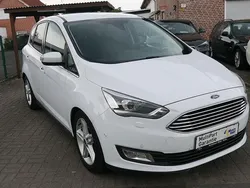 Weiß Gebraucht 2017 Ford C-MAX Titanium Van / Kleinbus | 12.990 € (Fairer Preis)