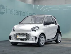 Weiß Gebraucht 2022 Smart ForTwo Electric Drive Exclusive Cabrio | 15.672 € (Fairer Preis)
